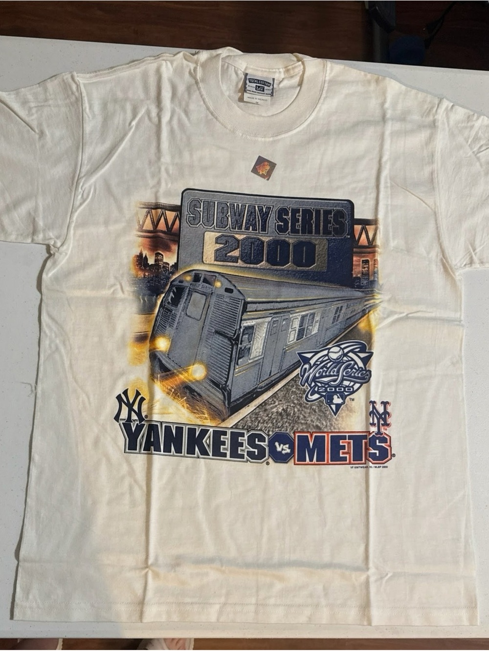 Lee Cream Subway Series 2000 Yankees vs Mets Graphic Tee